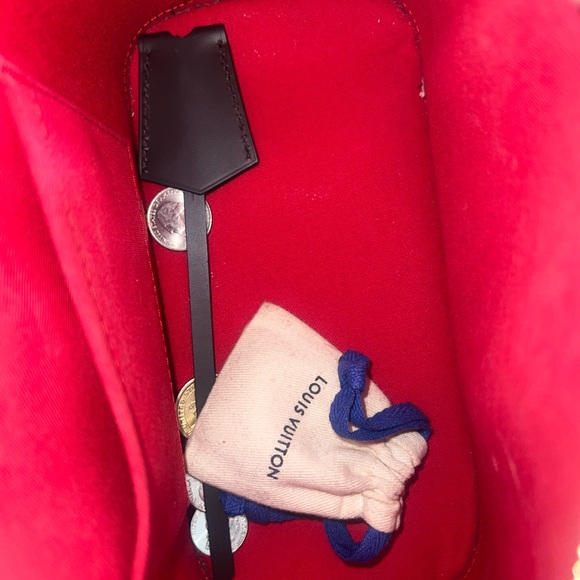 COPY - Alma bb bag only worn 3 times almost like new - Picture 5 of 10